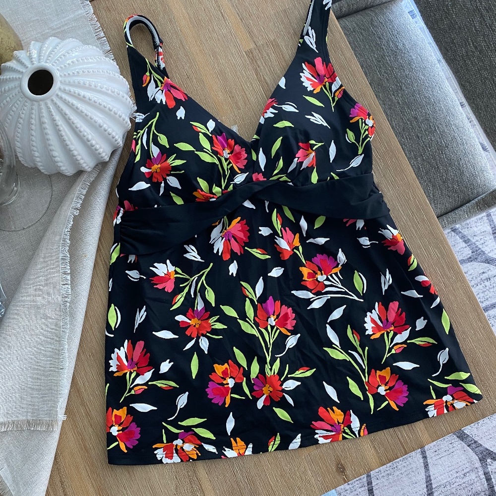 NWOT Lands End Black Floral Tankini Sz 8